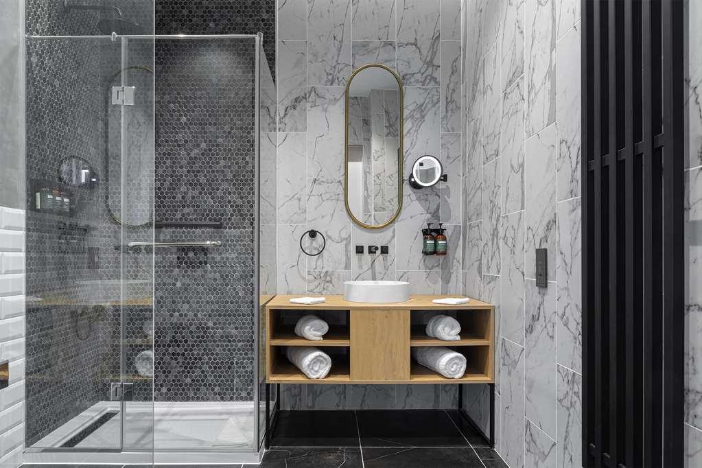 The Basilian Minsk, Curio Collection By Hilton Otel Dış mekan fotoğraf