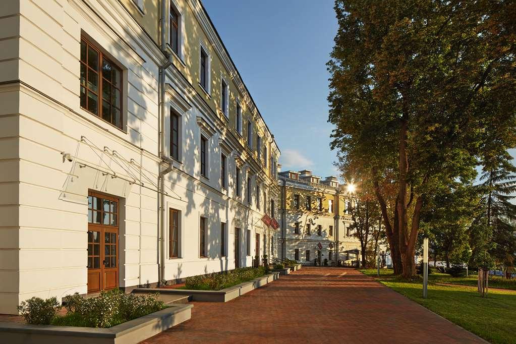 The Basilian Minsk, Curio Collection By Hilton Otel Dış mekan fotoğraf